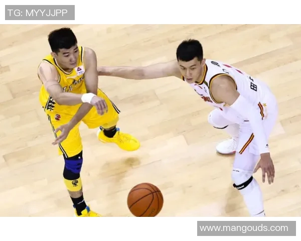 亚预赛激战在即中国香港迎战强敌朝鲜球队全力以赴争取胜利