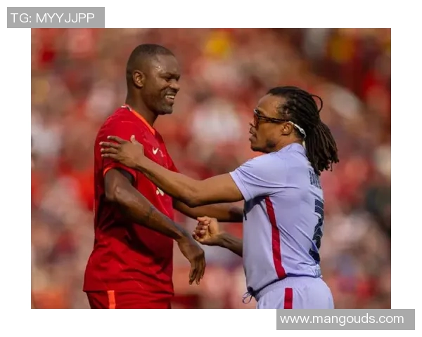 巴萨与利物浦激战正酣球迷期待精彩进球与逆转剧情